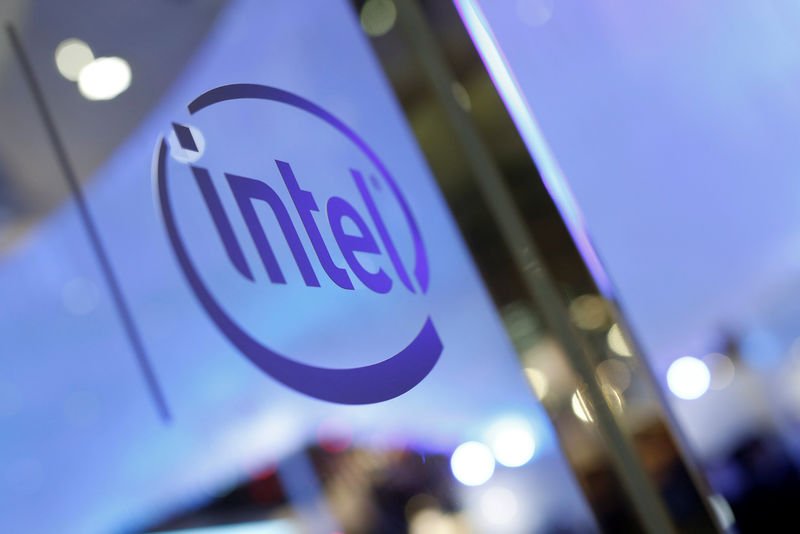 A Intel está enfrentando uma queda de 26% à medida que a batalha se intensifica.