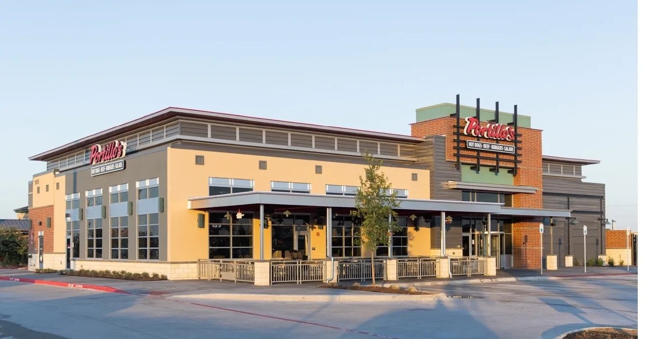 Portillo’s Slashes Corporate Workforce by 18% Amid Sales Slump